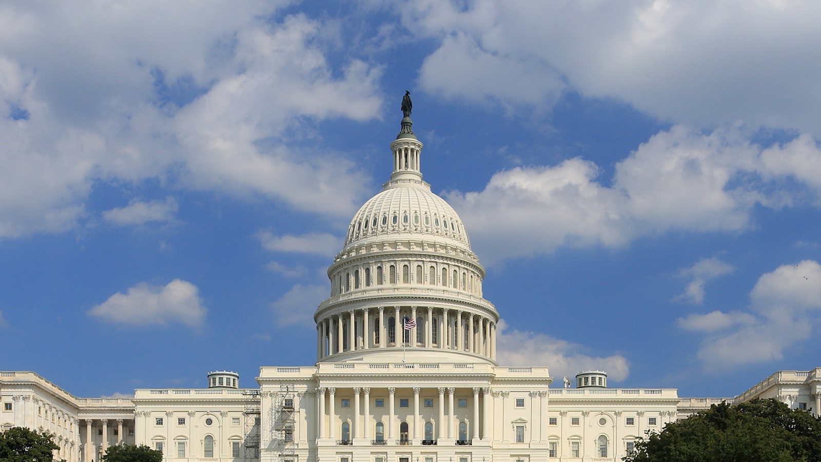 Close view of the United States Capitol dome and west front