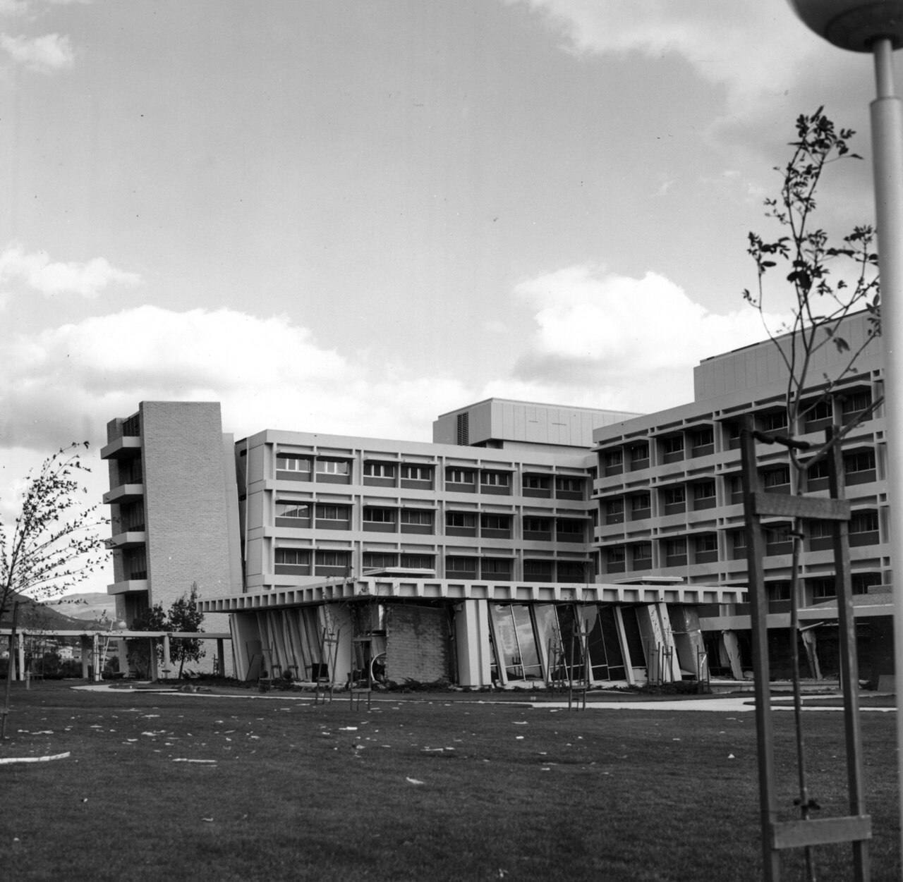 Damage from the San Fernando Earthquake, in the San Fernando Valley, Southern California. Fallen stair tower of Olive View Hospital, in February 1971.