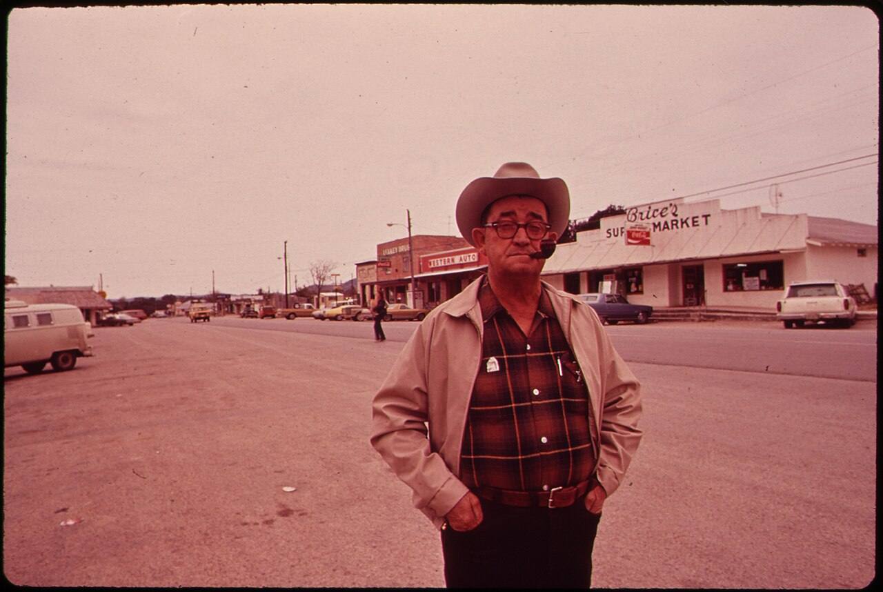 Main Street of Leakey