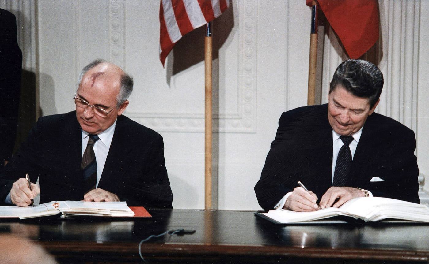 President Reagan (1911-2004) and General Secretary Gorbachev (1931-2022) signing the INF Treaty in the East Room of the White House on 8 December 1987