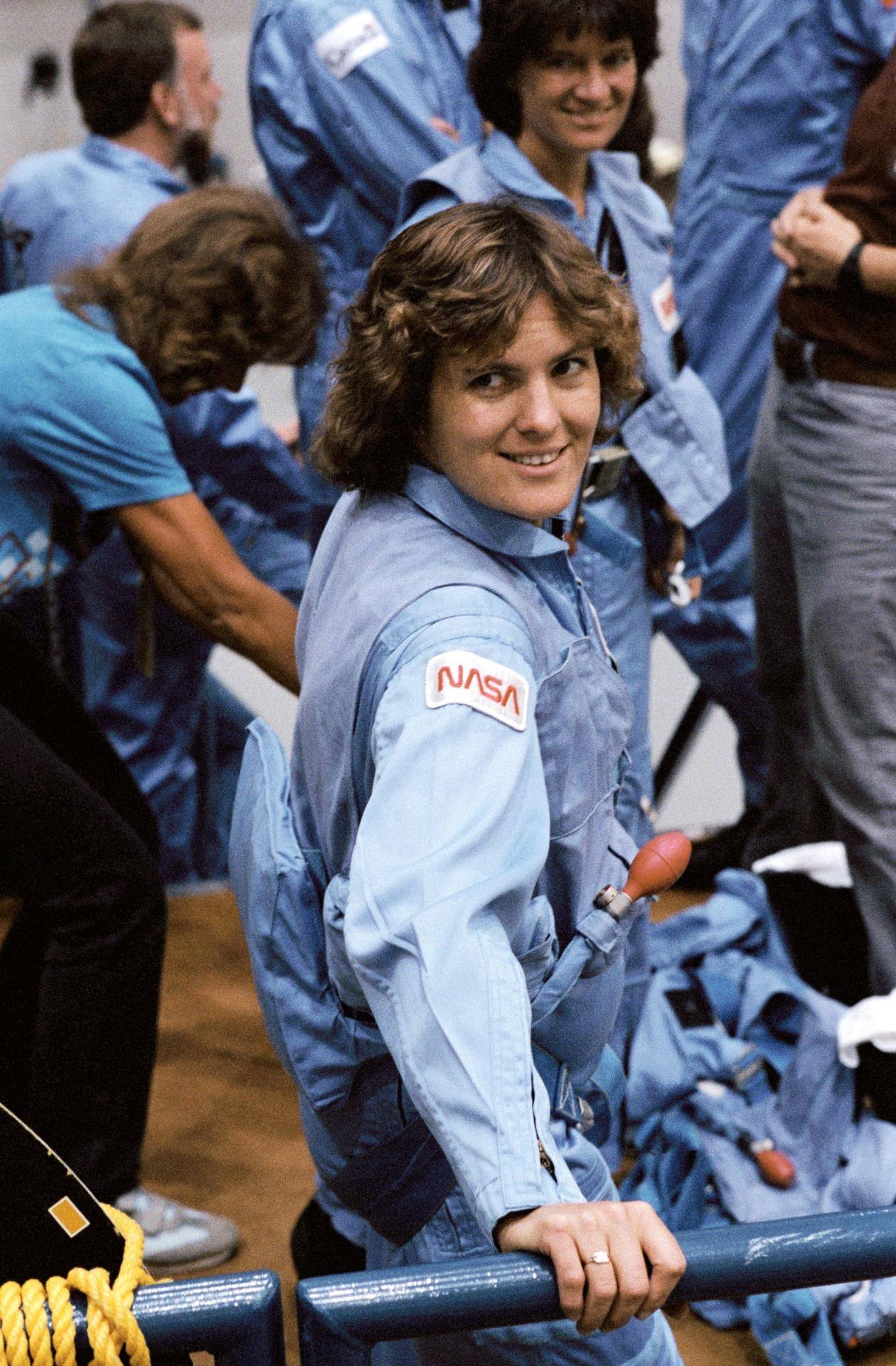 Astronaut Sullivan prepares to join crew in training