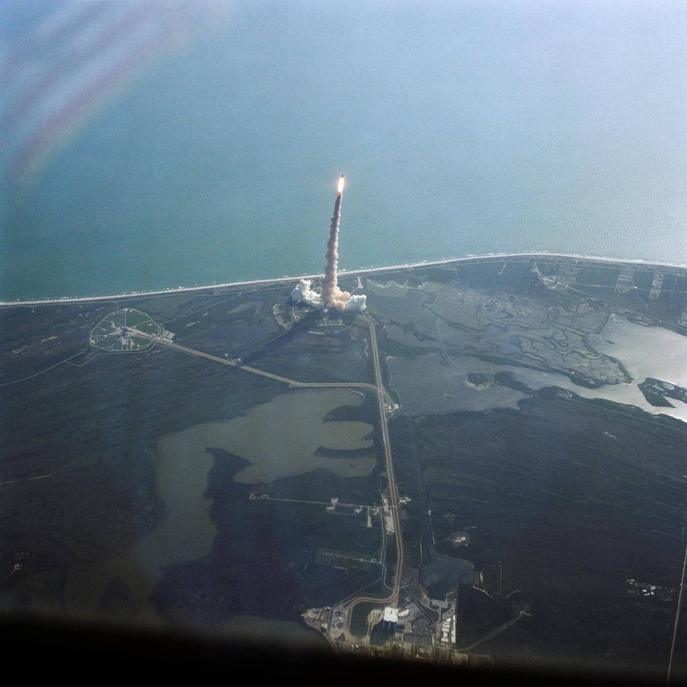 Launch of space shuttle Challenger on the 41-C mission