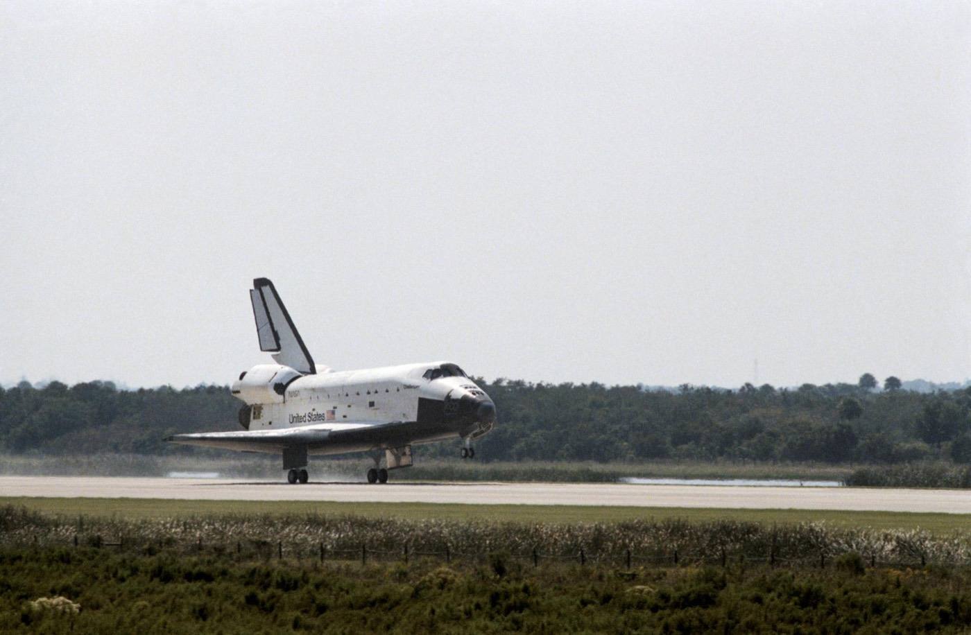 41G-90218 (13 October 1984) --- Space Shuttle Challenger makes its second touchdown at Kennedy Space Center's landing facility. The photo was taken by Otis Imbo
