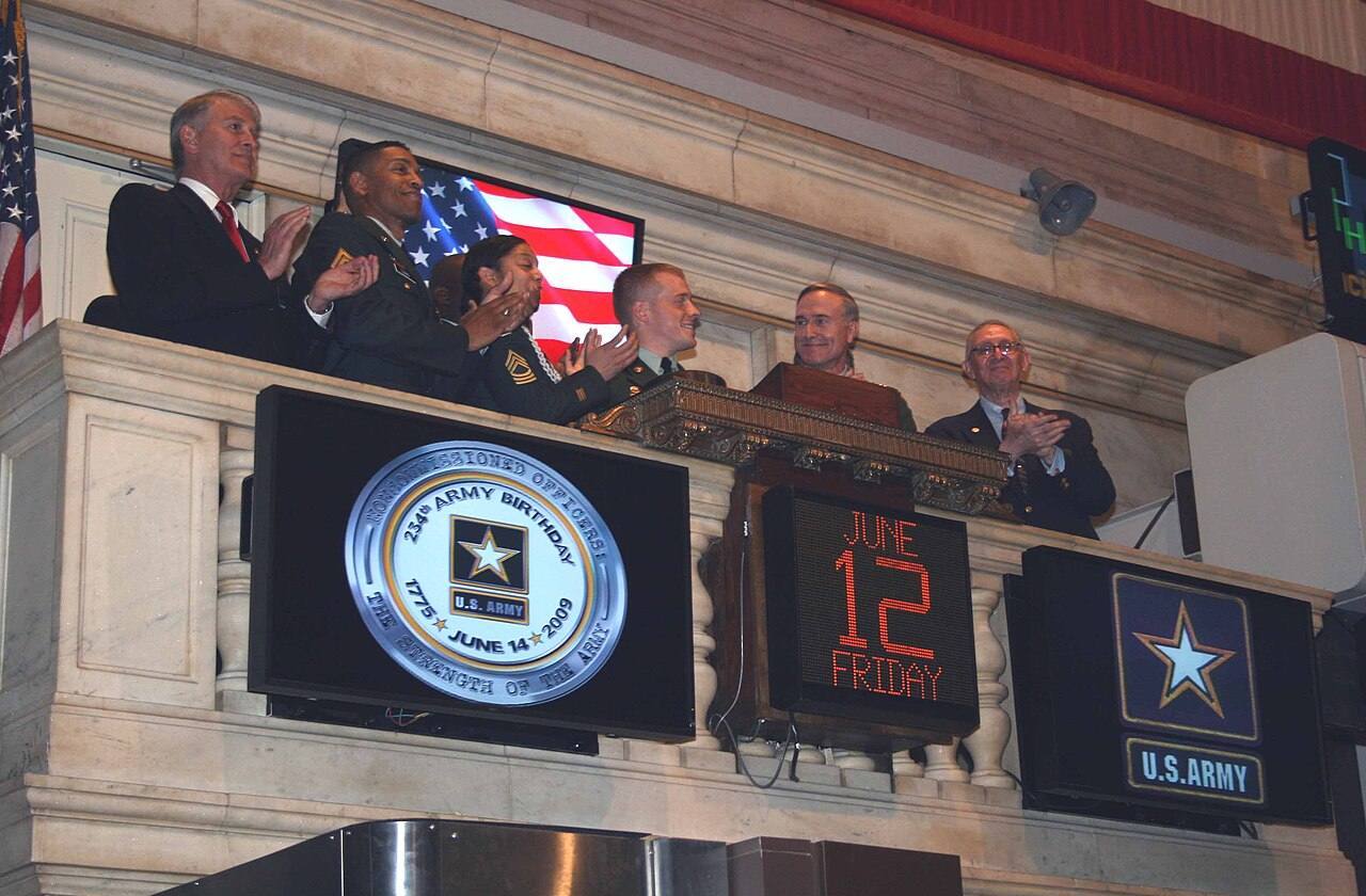 Flickr - The U.S. Army - New York Stock Exchange celebrates the Army's Birthday