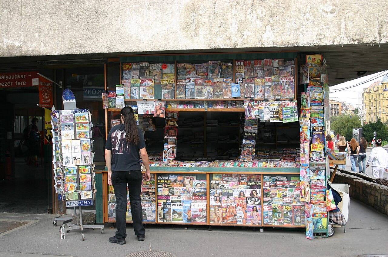 Moskva Ter Newspaper Stand