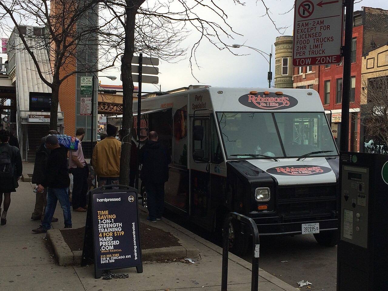 Robinsons Ribs food truck, Chicago 2015