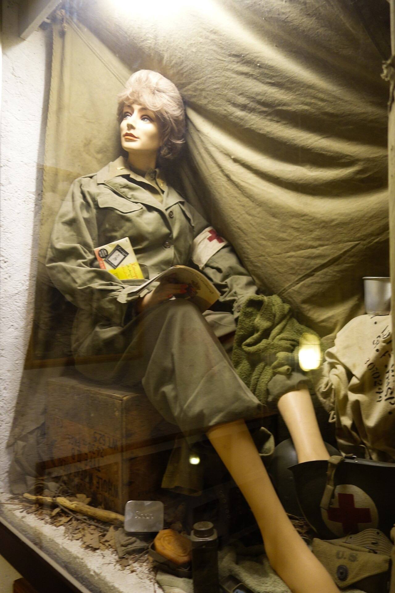 WWII Red Cross nurse