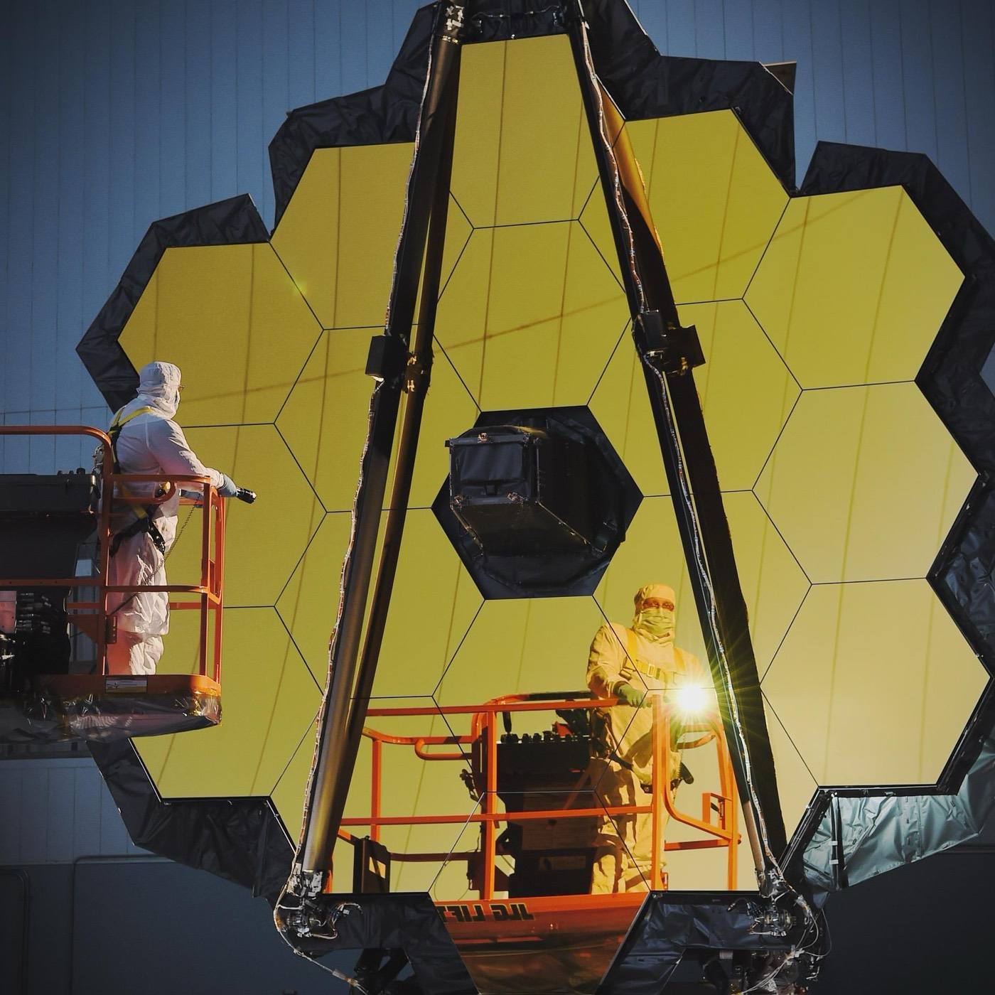 NASA Completes Webb Telescope Center of Curvature Pre-test